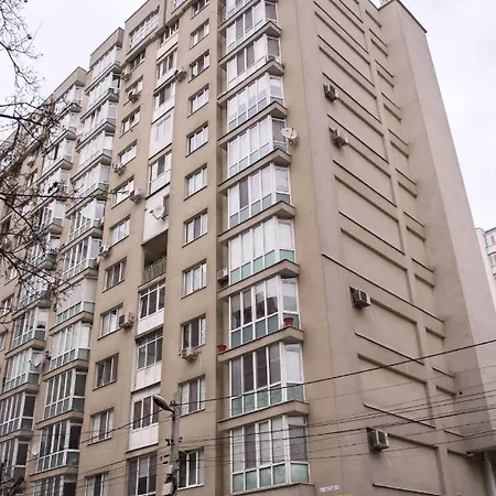 Excellent In The Center Apartment Chisinau